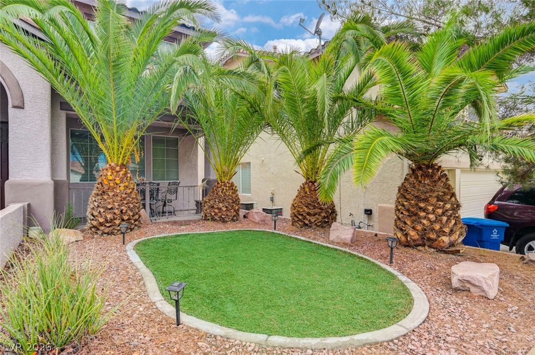 2733 Warm Rays Avenue — photo 4