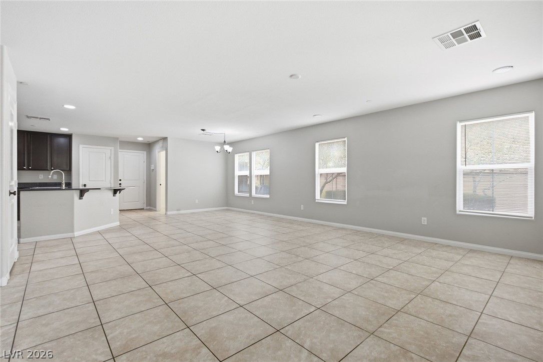 3097 Camino Sereno Avenue — photo 4
