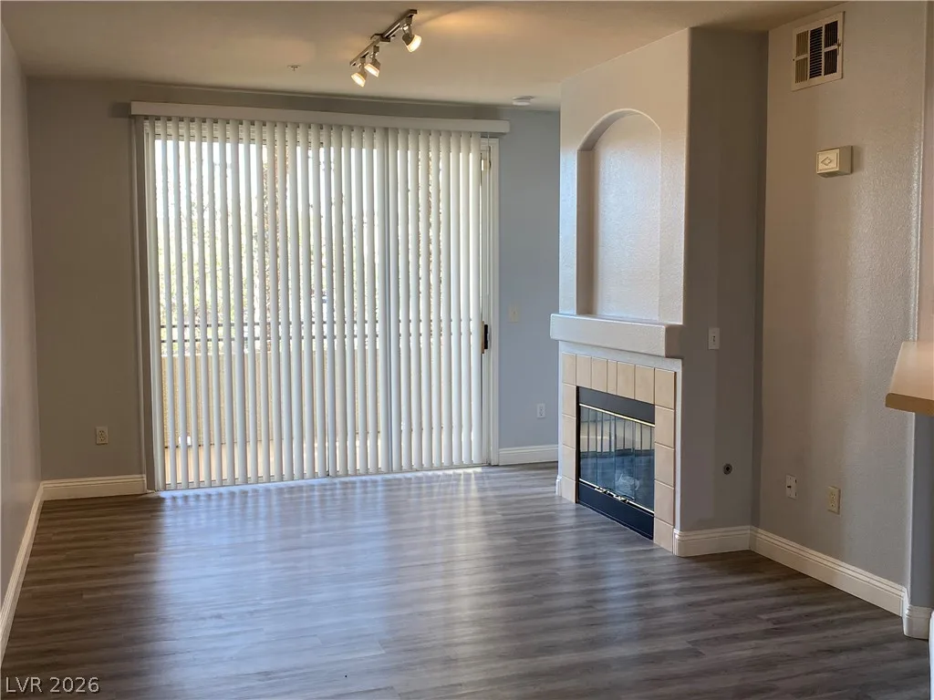 7189 South Durango Drive 207 — photo 5