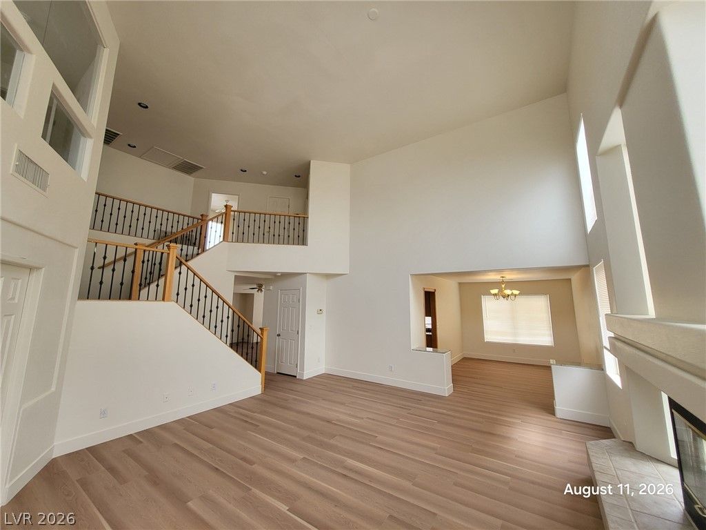 8475 Montana Stream Avenue — photo 3