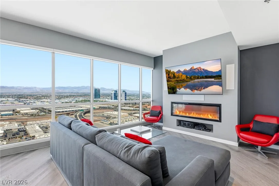 4575 Dean Martin Drive 2908 — photo 4
