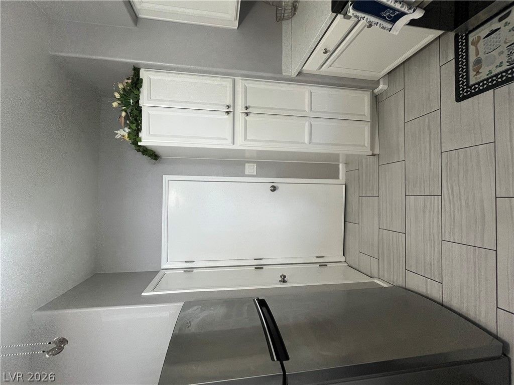 7255 West Sunset Road 1049 — photo 5 of 24