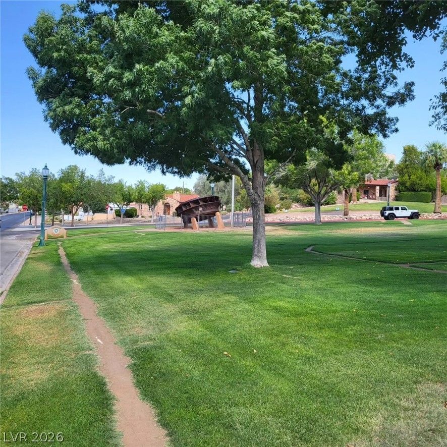 Photo 32