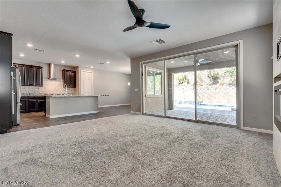 12380 Notch Trail Avenue — photo 3