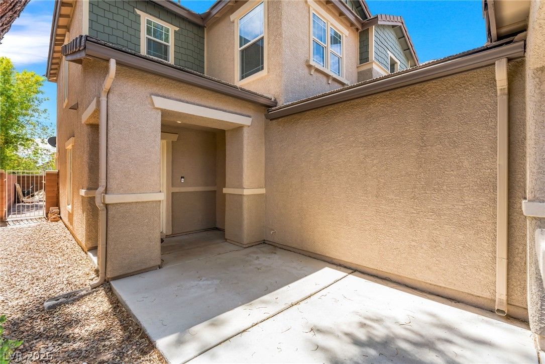 313 Big Cliff Avenue — photo 2