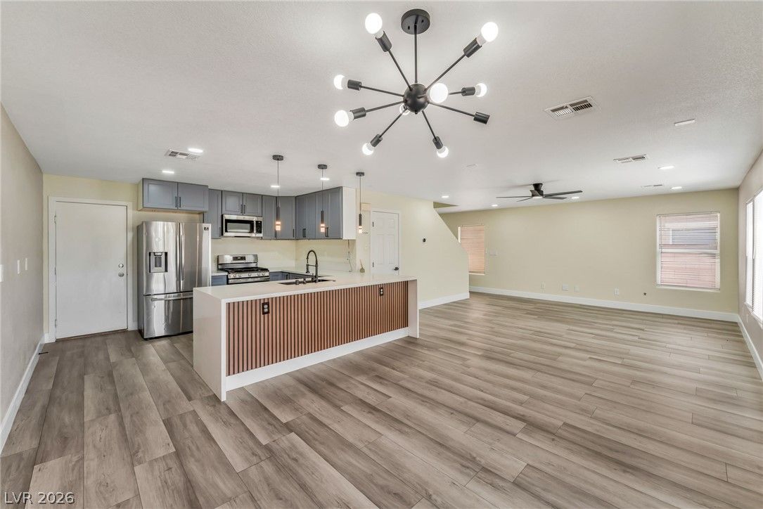 313 Big Cliff Avenue — photo 5