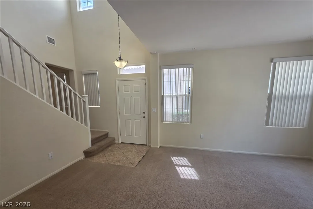 8660 Diamond Sand Avenue — photo 2