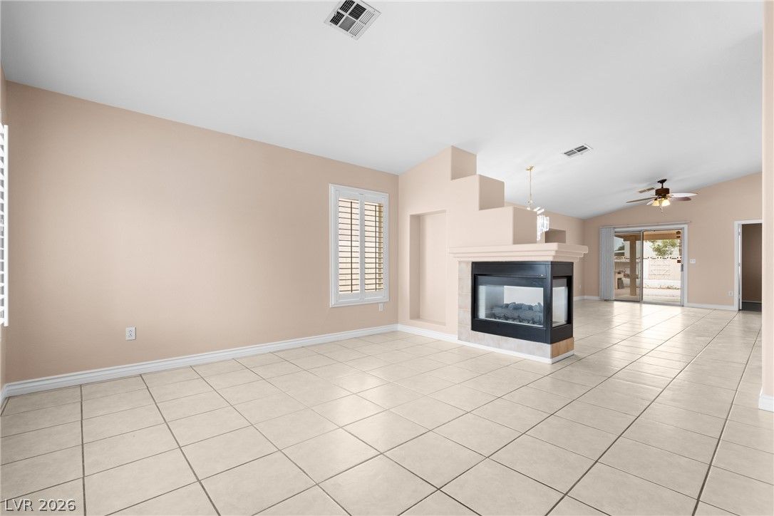 137 Winley Chase Avenue — photo 2 of 39