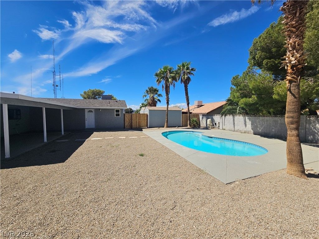 1580 Quarter Horse Drive — photo 3