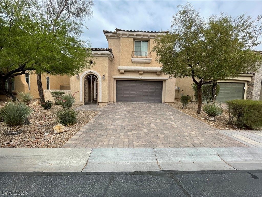 9778 TWIN PONDS Court — photo 1