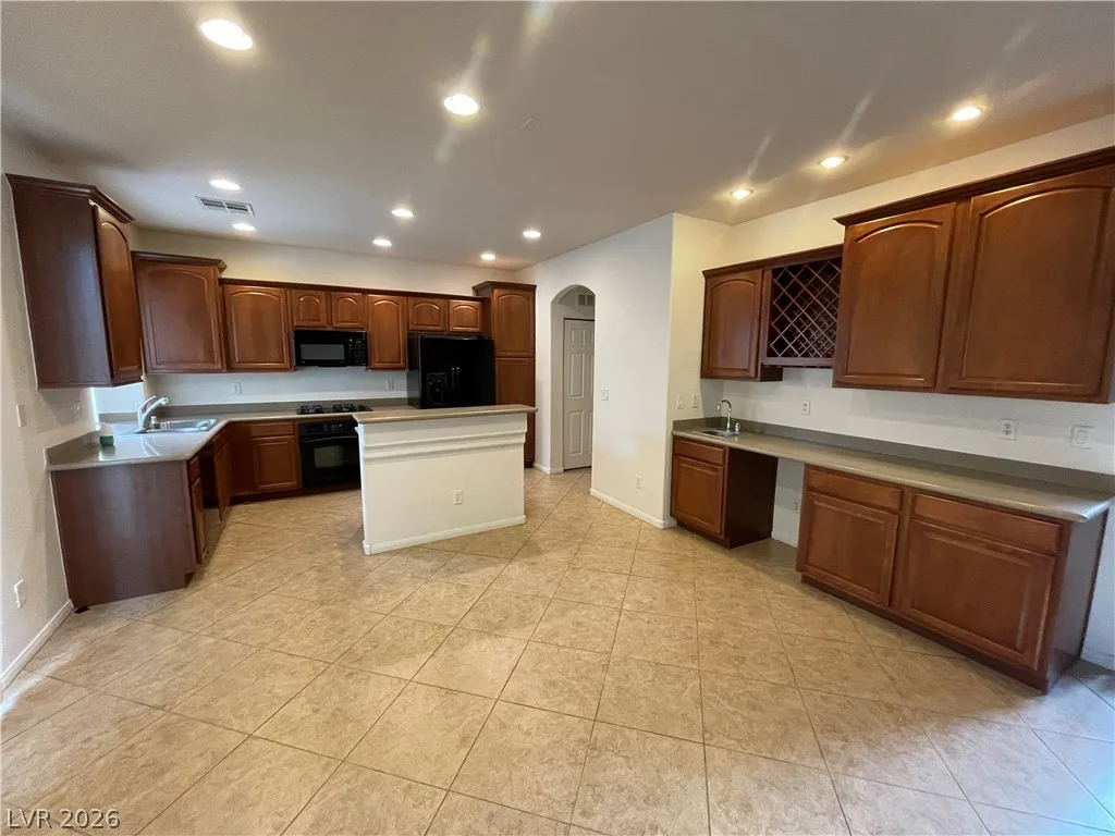 9778 TWIN PONDS Court — photo 3
