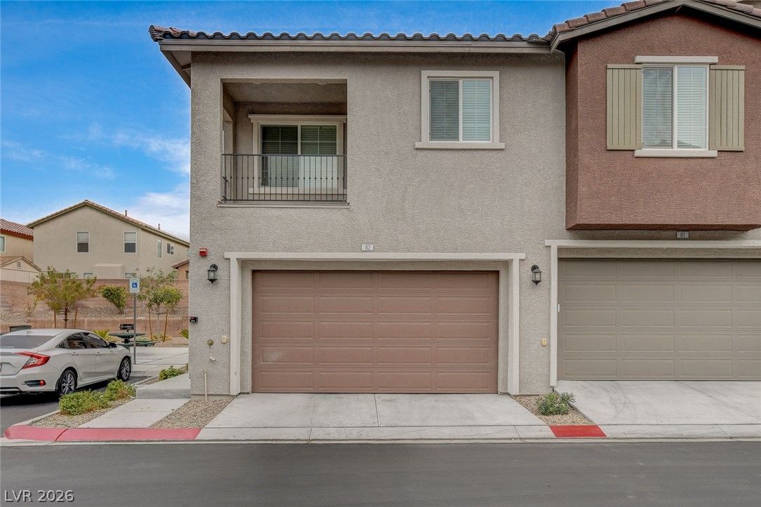 25 Barbara Lane 82 — photo 2
