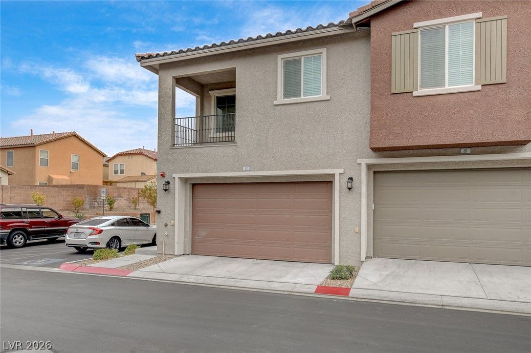 25 Barbara Lane 82 — photo 3