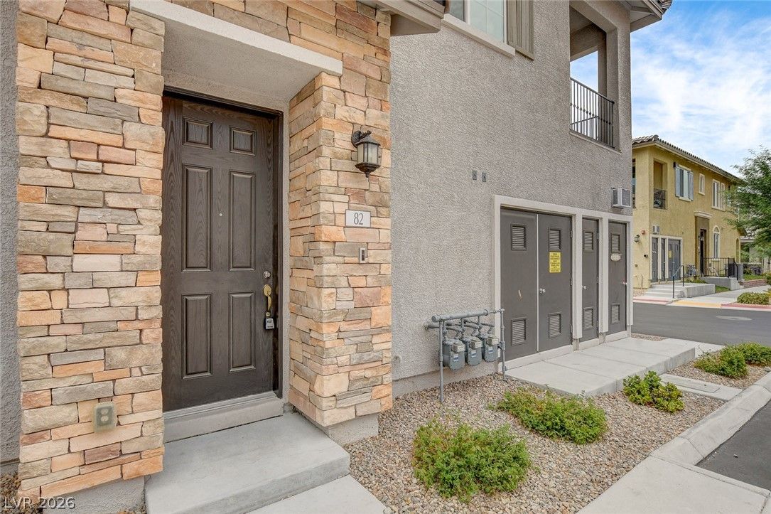 25 Barbara Lane 82 — photo 5