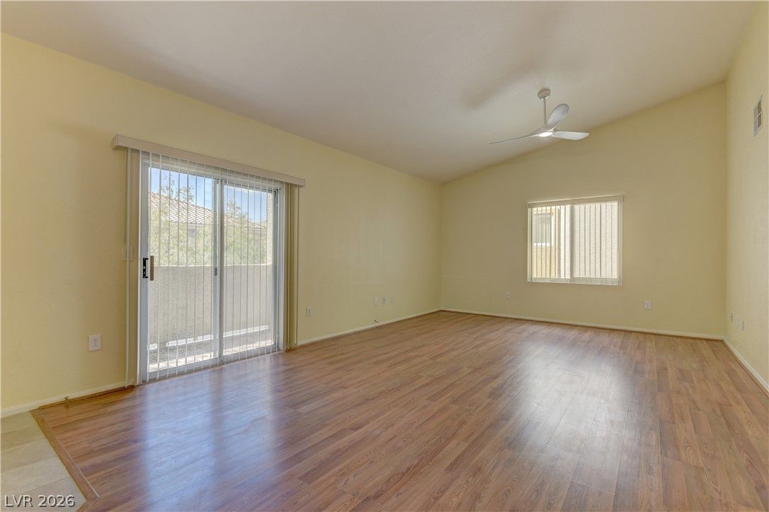 3917 Lazy Pine Street 201 — photo 4