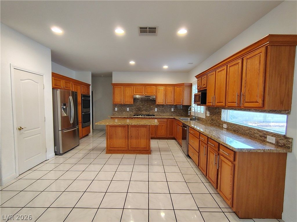 267 Daisy Gold Court — photo 4