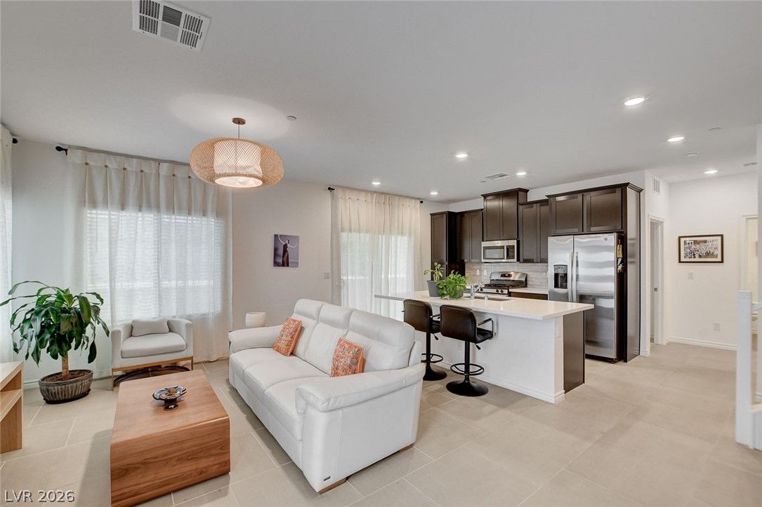 600 North Carriage Hill Drive 1035 — photo 4