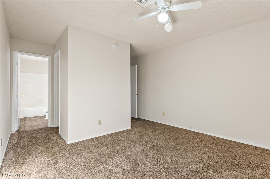 2191 Bay Club Drive 204 — photo 4 of 33