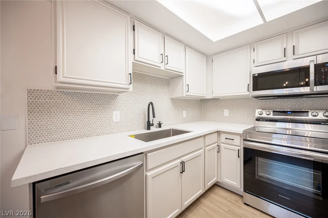5355 Rod Court 104 — photo 3