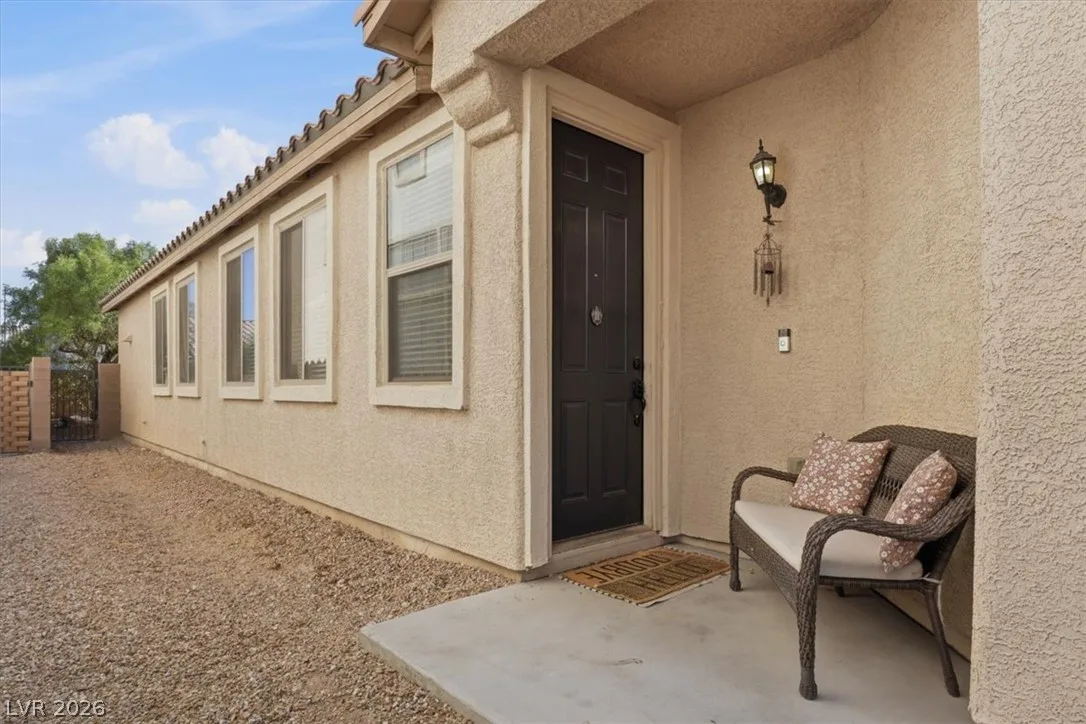 4417 Desert Park Avenue — photo 2