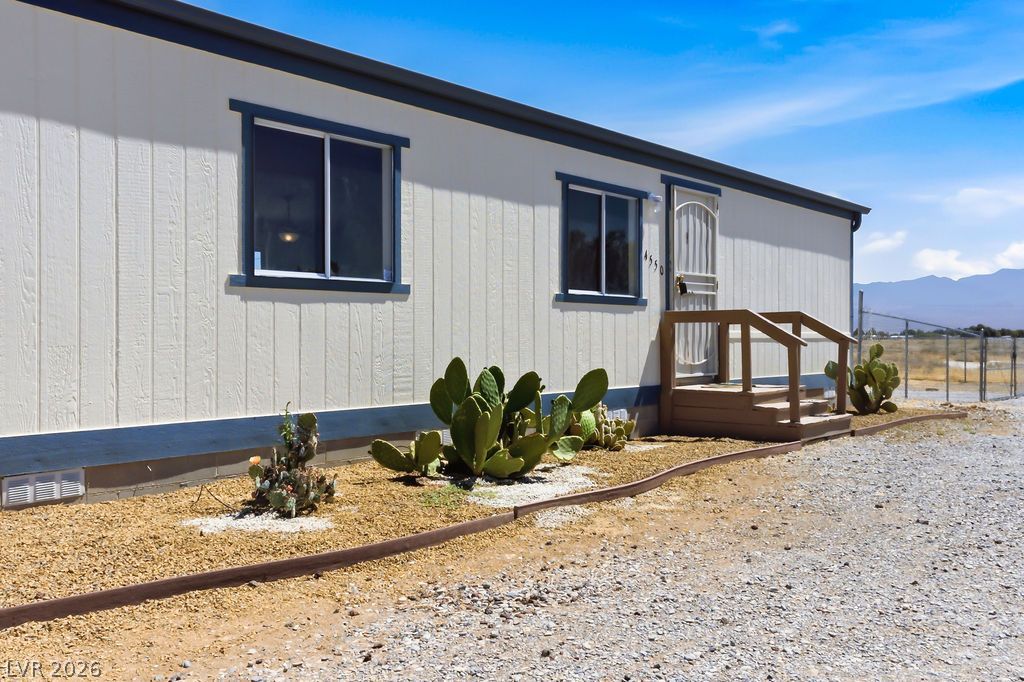 4550 West Horn Road — photo 2