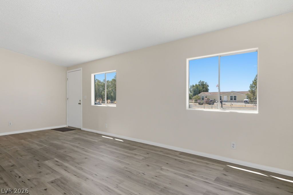 4550 West Horn Road — photo 5