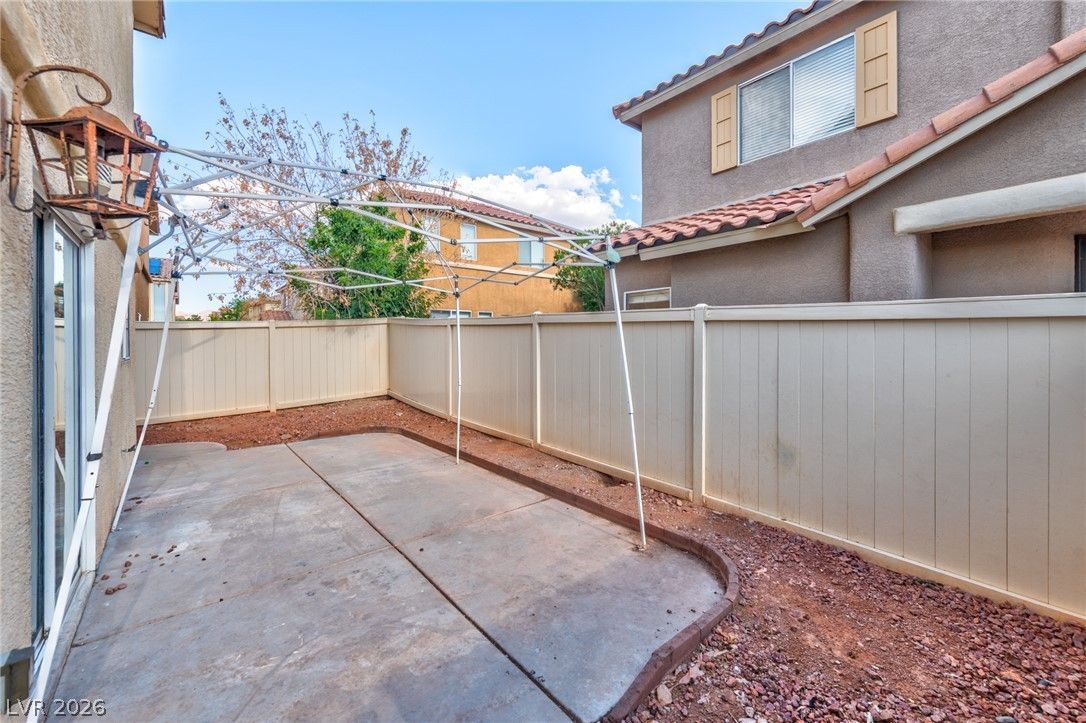 949 Medina De Leon Avenue — photo 3 of 20