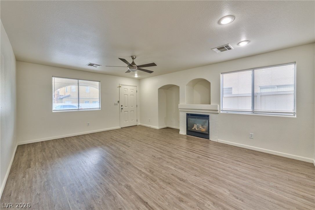 949 Medina De Leon Avenue — photo 5 of 20