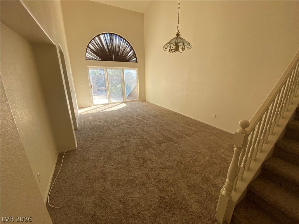10185 Birch Bluff Lane — photo 2