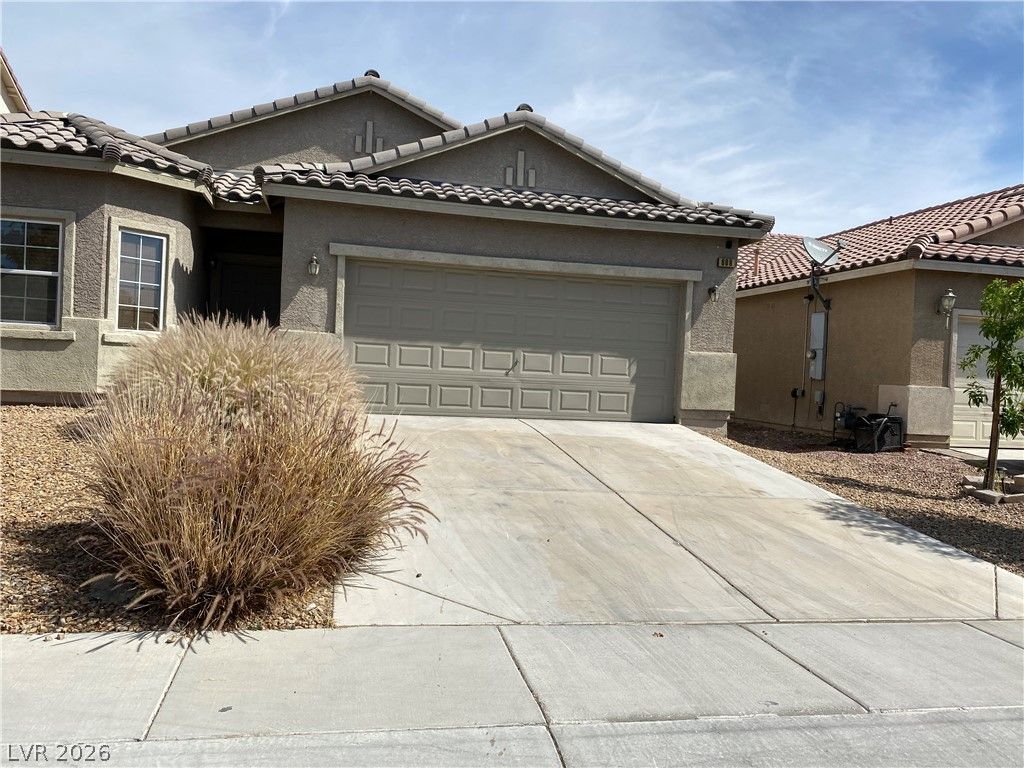 608 Cowboy Cross Avenue — photo 2 of 5