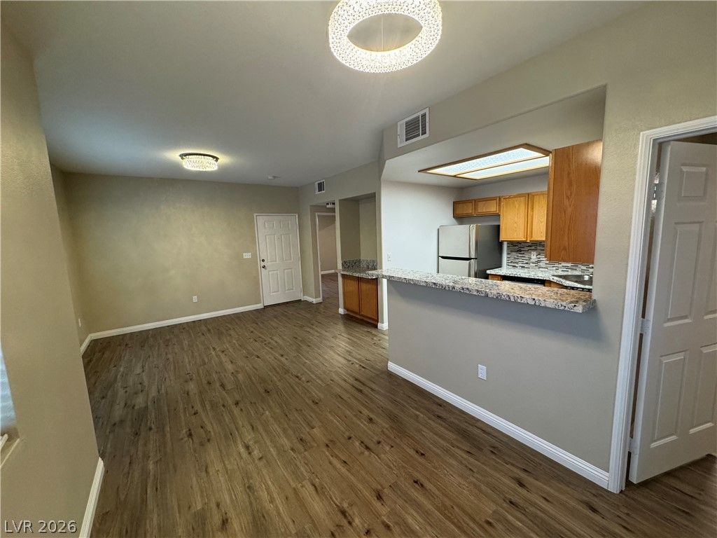9580 West Reno Avenue 212 — photo 4 of 18