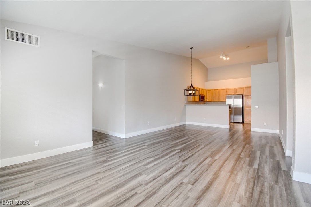 7450 South Eastern Avenue 2051 — photo 4