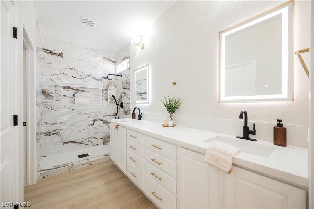 2409 Hamonah Drive — photo 3 of 16