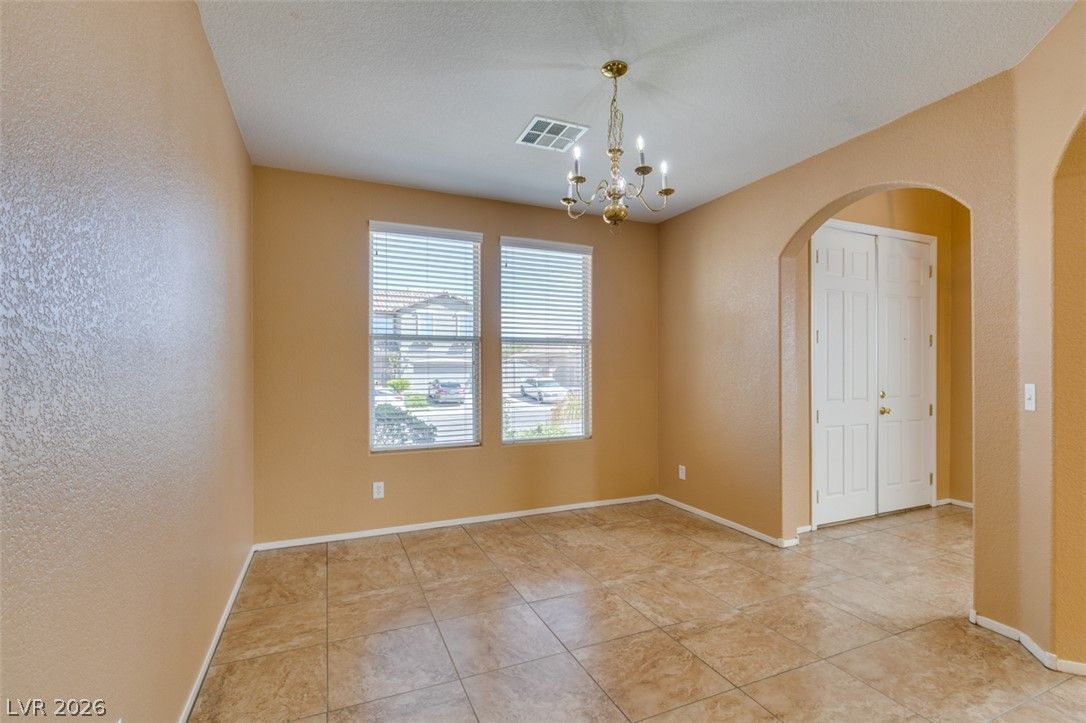 815 Chameleon Star Avenue — photo 3