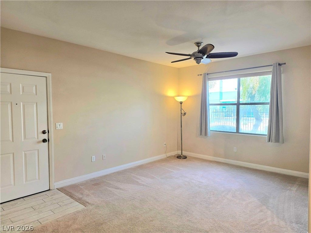 8000 West Badura Avenue 1047 — photo 3 of 18