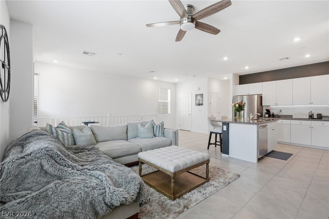 6155 Garden Oasis Street — photo 5