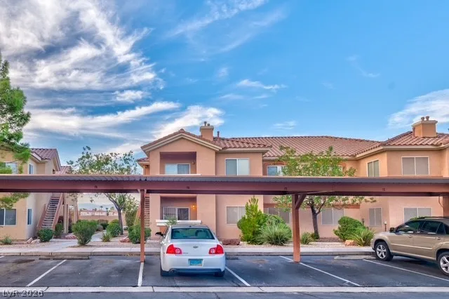1050 East Cactus Avenue 1081 — photo 4