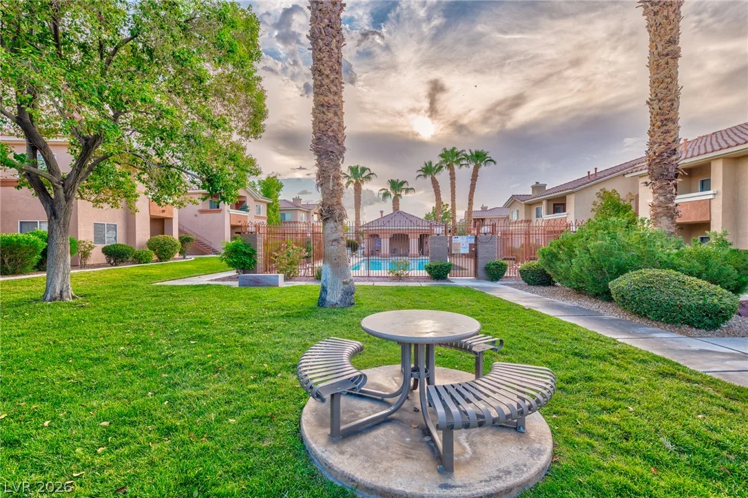 1050 East Cactus Avenue 1081 — photo 5