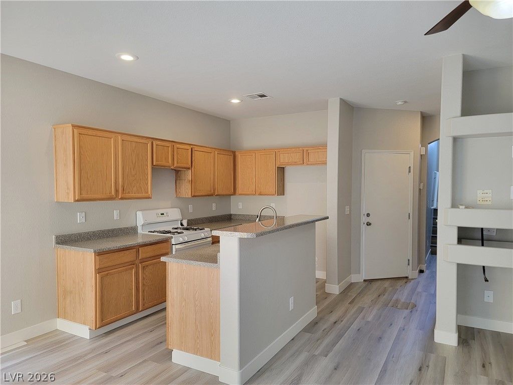 8050 Kings Ransom Street — photo 4 of 8