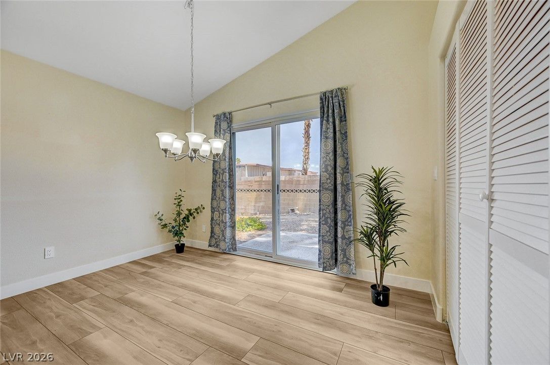 1632 North Torrey Pines Drive 101 — photo 4 of 23