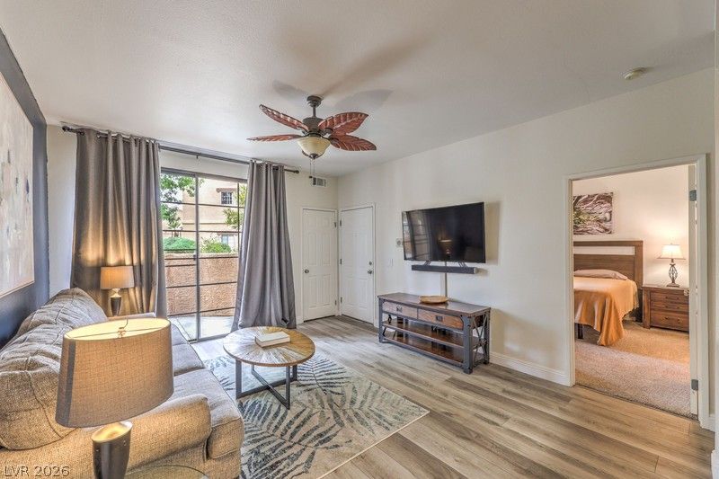 5150 South Jones Boulevard 108 — photo 4