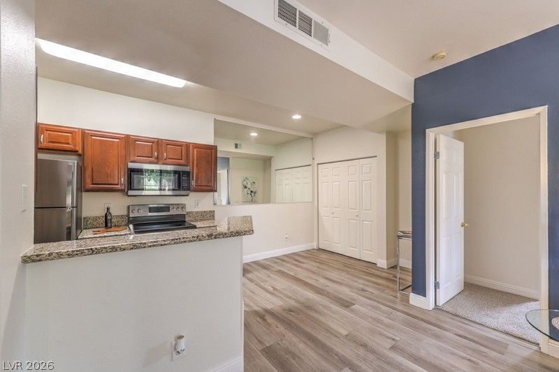 5150 South Jones Boulevard 108 — photo 5