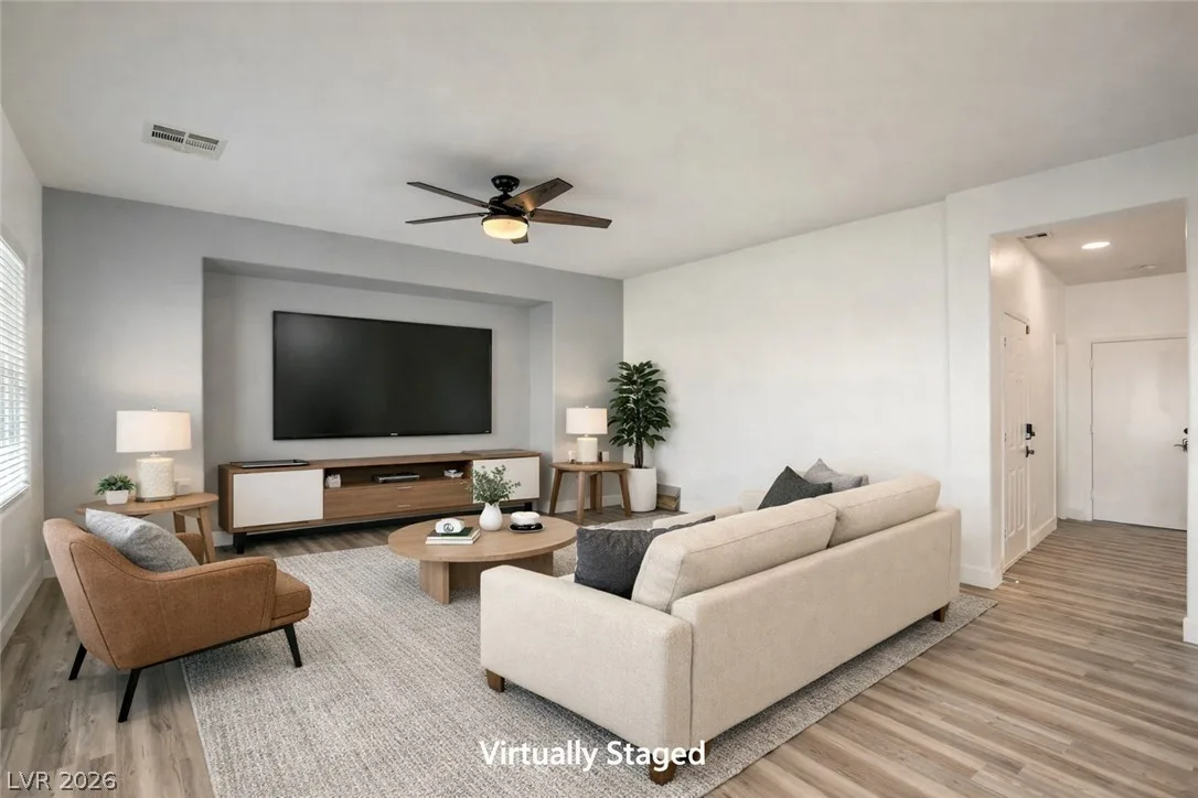 2840 Blythswood Square — photo 2
