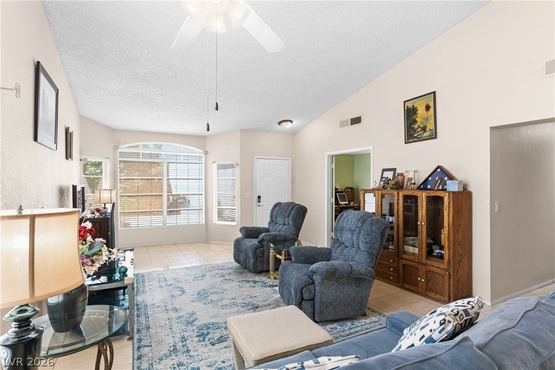 6216 Mandarin Drive — photo 4 of 29