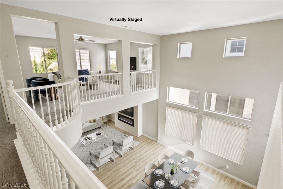 5567 Spruce Hill Court — photo 2