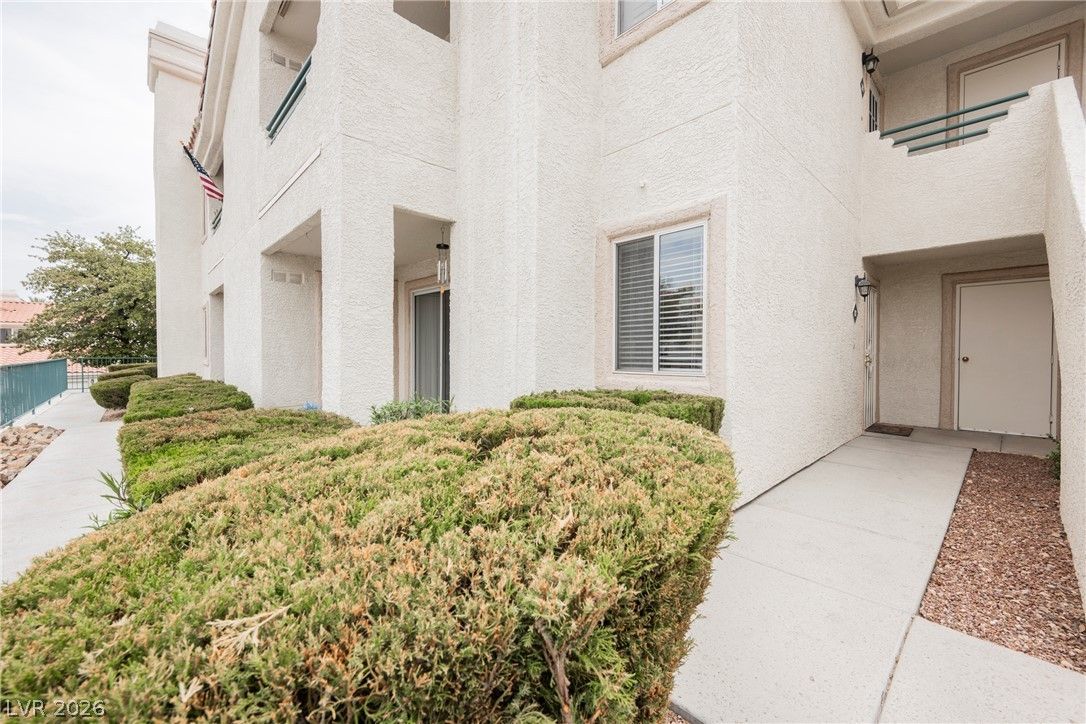7909 Fossil Creek Lane 102 — photo 2