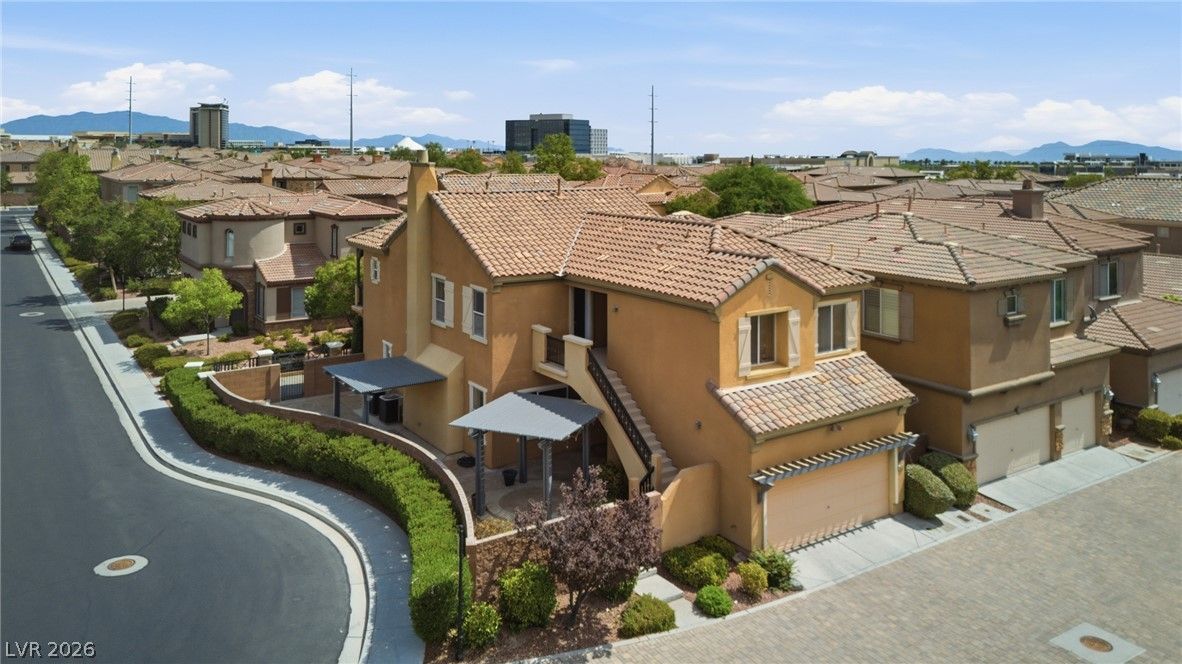 2450 Granada Bluff Court — photo 4