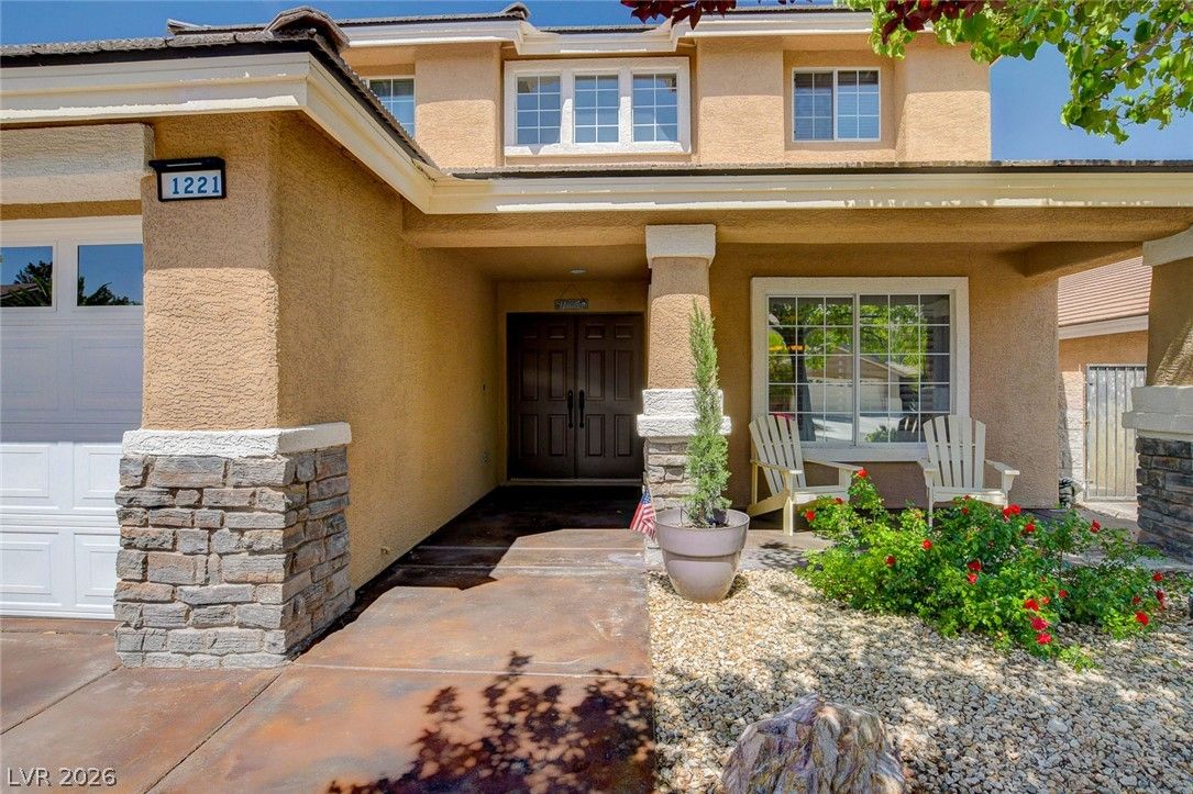 1221 Alderton Lane — photo 4