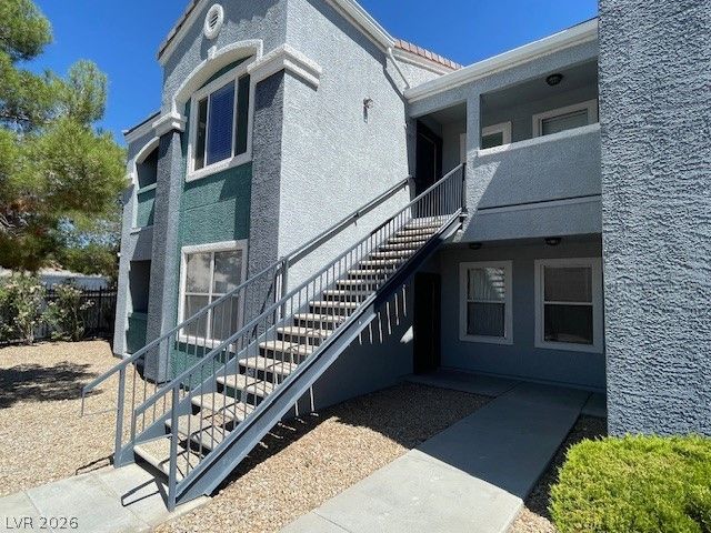 6955 North Durango Drive 1075 — photo 5