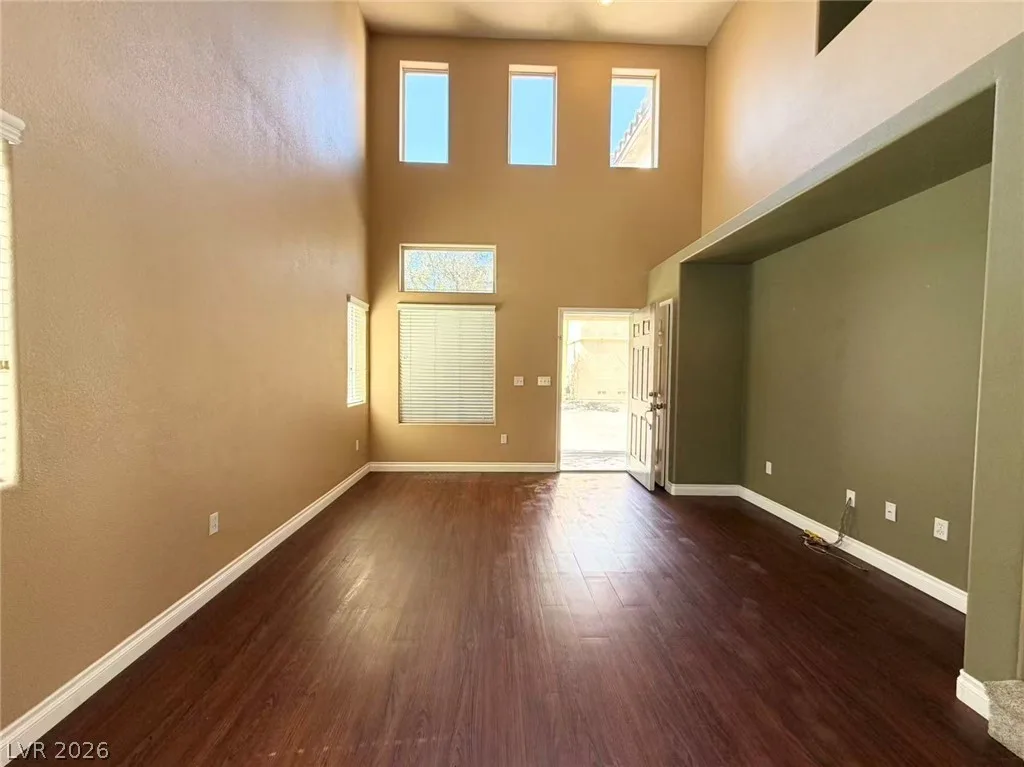 3925 Philomena Street — photo 3